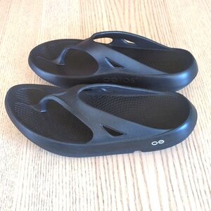 Oofos Black Original Recovery Sandals Mens 8 Womens 10